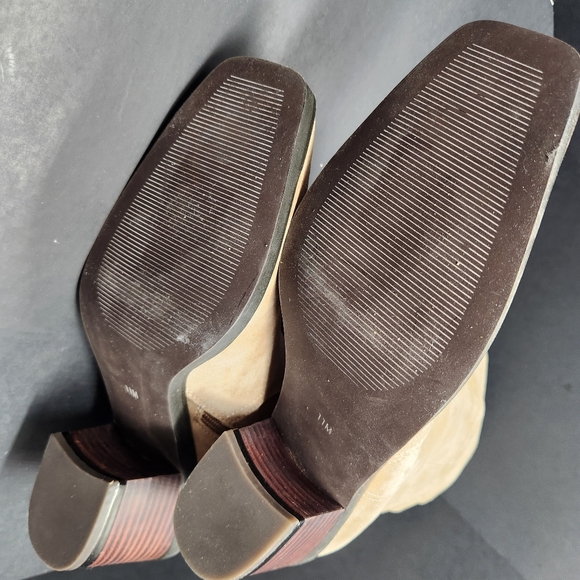 Vince Camuto boots women's 11M beige sand suede Babellie western cowgirl new - Picture 14 of 16